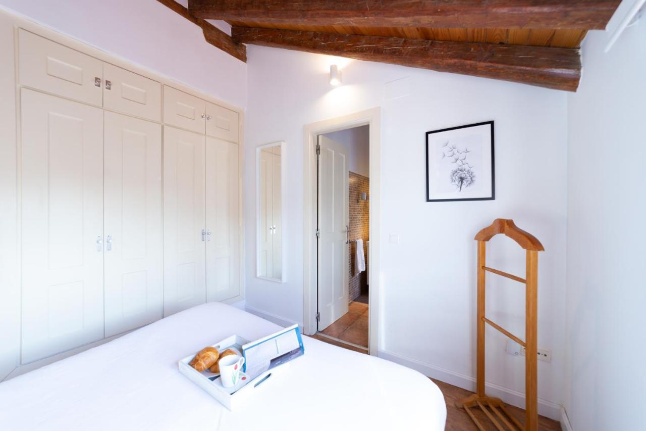 Apartamentos Puerta Del Sol I Madrid Exterior photo